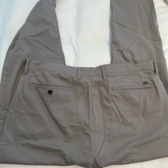 Faherty Movement Pants - Picture 7 of 7
